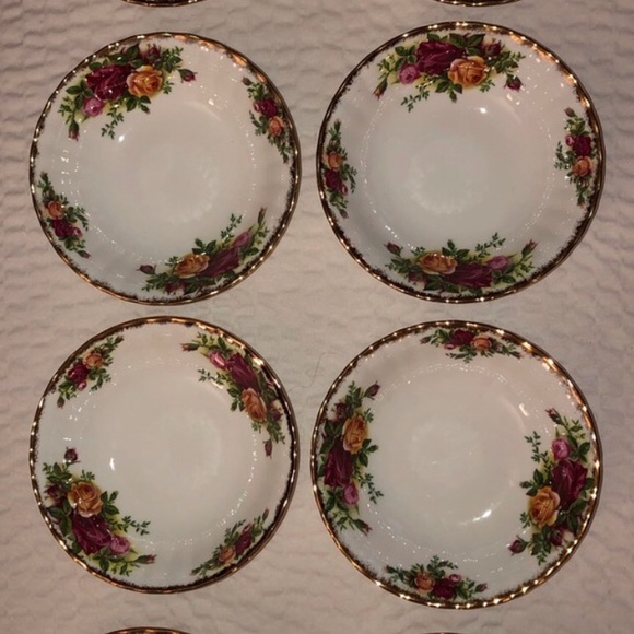 4 x Fruit Dish/Bowls Old Country Roses - Picture 2 of 11